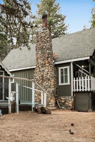 2667 Hunsaker, Running Springs, CA 92382