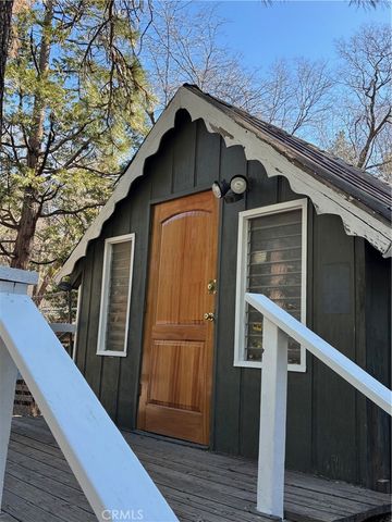 2667 Hunsaker, Running Springs, CA 92382
