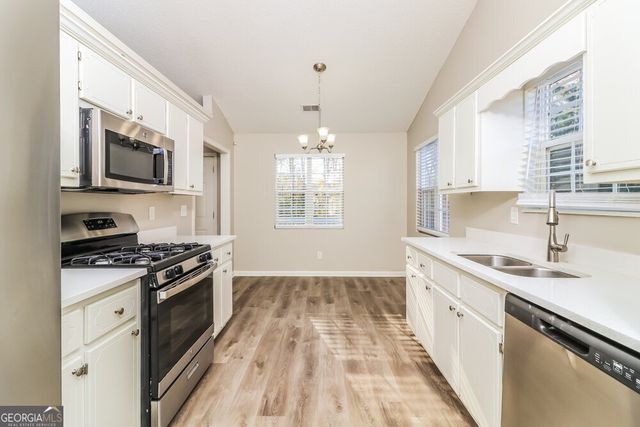 205 Ashland Manor Drive, Lawrenceville, GA 30045