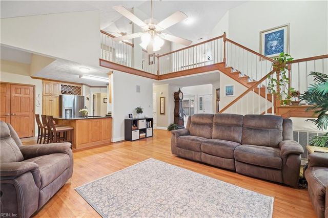 103 Tradewinds DR, Yorktown, VA 23693