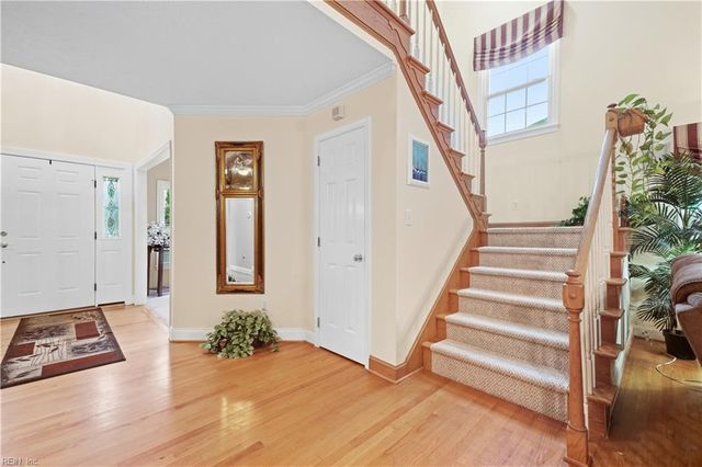 103 Tradewinds DR, Yorktown, VA 23693