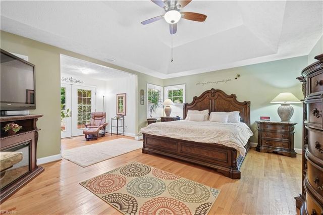103 Tradewinds DR, Yorktown, VA 23693