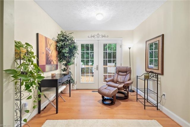 103 Tradewinds DR, Yorktown, VA 23693