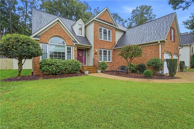 103 Tradewinds DR, Yorktown, VA 23693