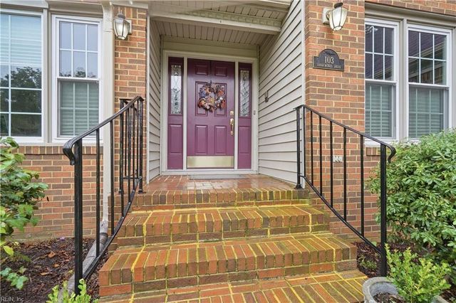 103 Tradewinds DR, Yorktown, VA 23693