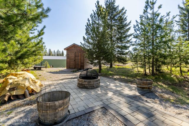 32732 N 14th Ave, Spirit Lake, ID 83869