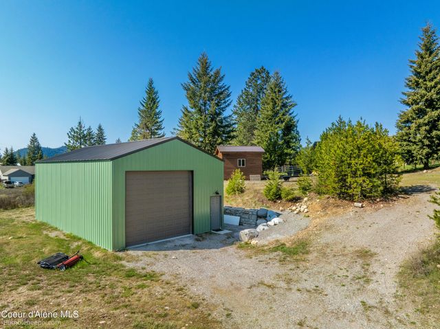 32732 N 14th Ave, Spirit Lake, ID 83869
