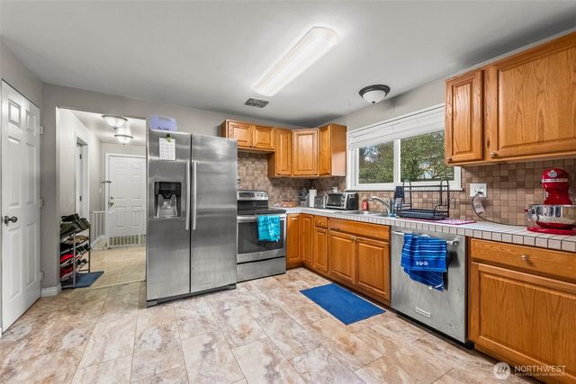 3514 Parker Lane, Bremerton, WA 98310