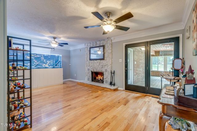 2320 Rivermont Drive, Kingsport, TN 37660