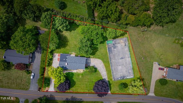 2320 Rivermont Drive, Kingsport, TN 37660