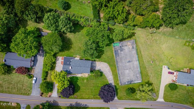 2320 Rivermont Drive, Kingsport, TN 37660