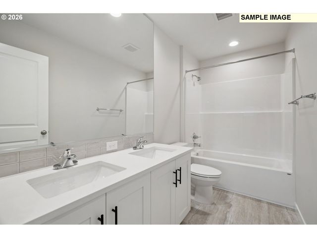 2171 Statesman Dr Lot 72, Woodland, WA 98674