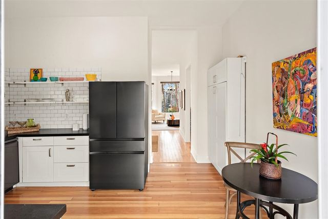 1660 14Th St, Oakland, CA 94607