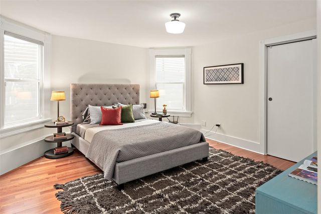 1660 14Th St, Oakland, CA 94607