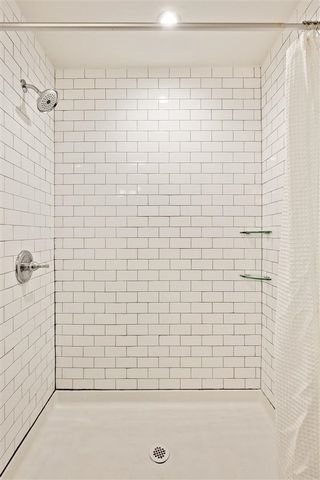 1660 14Th St, Oakland, CA 94607