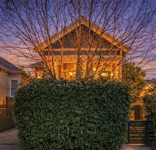 1660 14Th St, Oakland, CA 94607