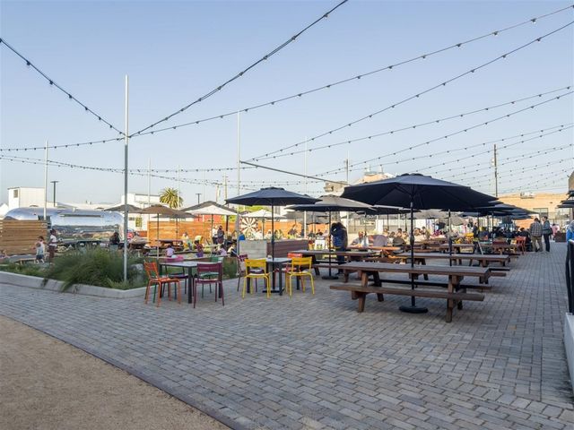 1660 14Th St, Oakland, CA 94607