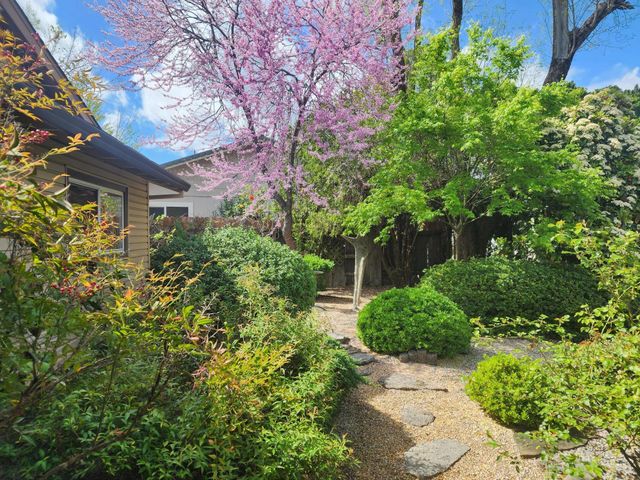 4125 Oro Street, Redding, CA 96001