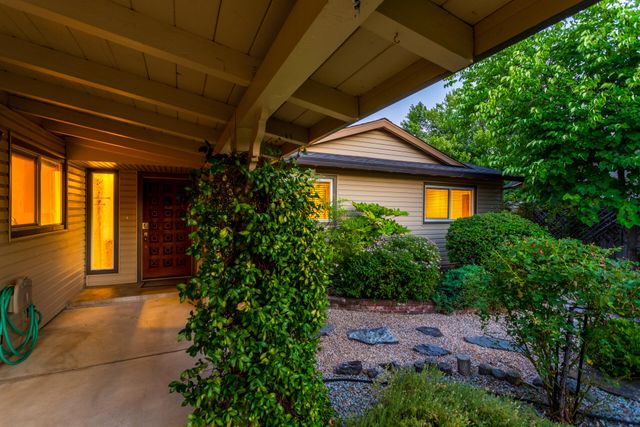 4125 Oro Street, Redding, CA 96001