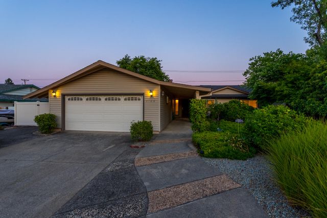 4125 Oro Street, Redding, CA 96001