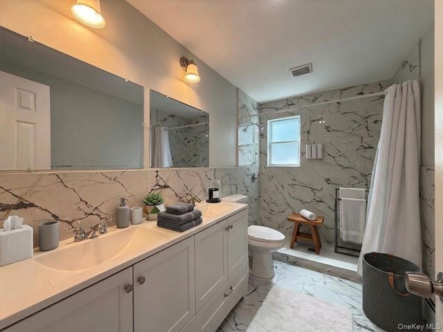 1316 6 Street, West Babylon, NY 11704