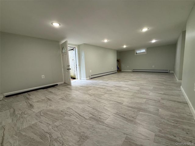 1316 6 Street, West Babylon, NY 11704