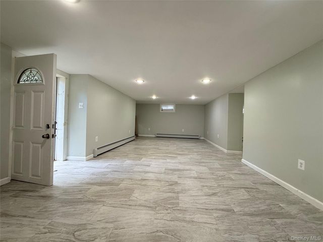 1316 6 Street, West Babylon, NY 11704