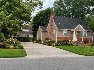 1316 6 Street, West Babylon, NY 11704