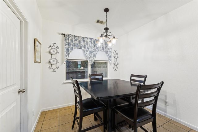 191 Maple Grove Drive, Conroe, TX 77384