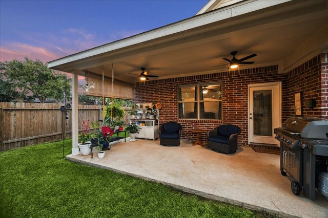 191 Maple Grove Drive, Conroe, TX 77384