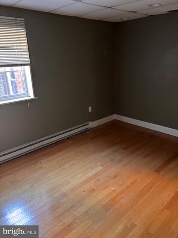 2225 SAINT PAUL ST, Baltimore, MD 21218