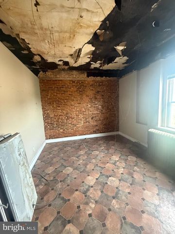 2225 SAINT PAUL ST, Baltimore, MD 21218