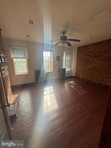 2225 SAINT PAUL ST, Baltimore, MD 21218