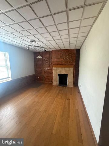 2225 SAINT PAUL ST, Baltimore, MD 21218