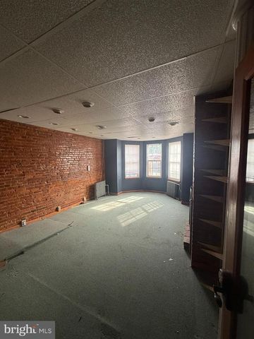 2225 SAINT PAUL ST, Baltimore, MD 21218