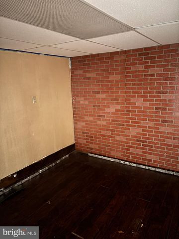 2225 SAINT PAUL ST, Baltimore, MD 21218