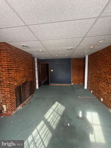 2225 SAINT PAUL ST, Baltimore, MD 21218