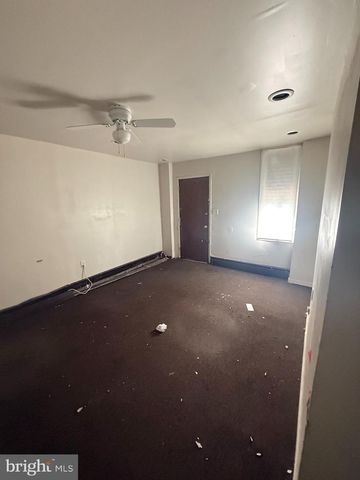 2225 SAINT PAUL ST, Baltimore, MD 21218