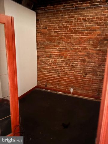 2225 SAINT PAUL ST, Baltimore, MD 21218