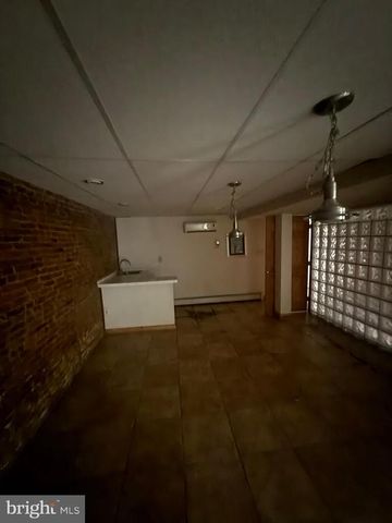 2225 SAINT PAUL ST, Baltimore, MD 21218
