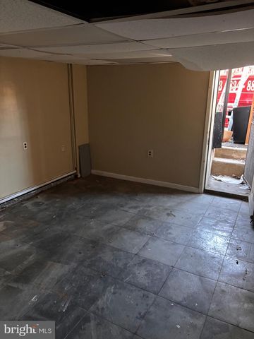 2225 SAINT PAUL ST, Baltimore, MD 21218