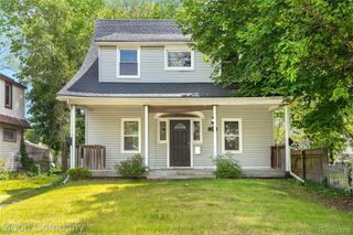 1924 Pinecrest Drive, Ferndale, MI 48220