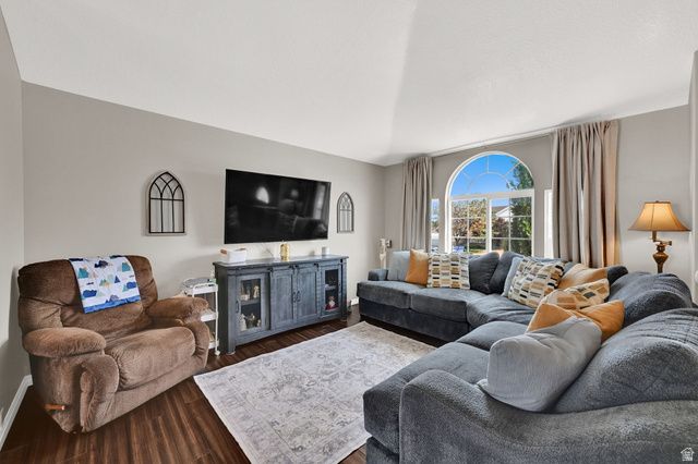 5621 S 4075 W, Roy, UT 84067