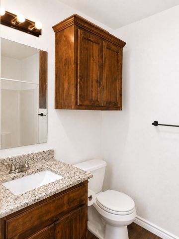 412 W Franklin Street, Alvord, TX 76225