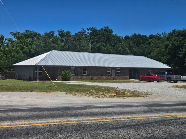 412 W Franklin Street, Alvord, TX 76225