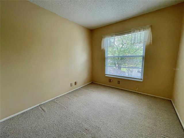 14803 LAKE FOREST DRIVE, Lutz, FL 33559