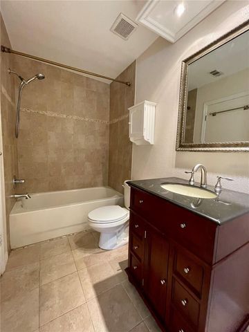 14803 LAKE FOREST DRIVE, Lutz, FL 33559