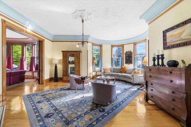 223 N Oregon Street, Yreka, CA 96097