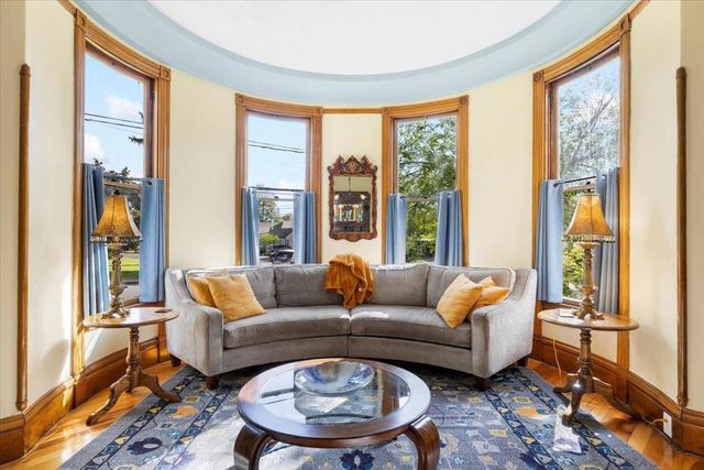 223 N Oregon Street, Yreka, CA 96097