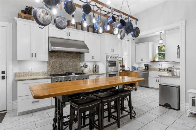 223 N Oregon Street, Yreka, CA 96097